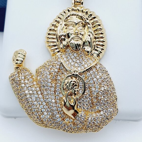 14K Gold Plated Cubic Zircon Pendant, EVBRS648 - Picture 4 of 11